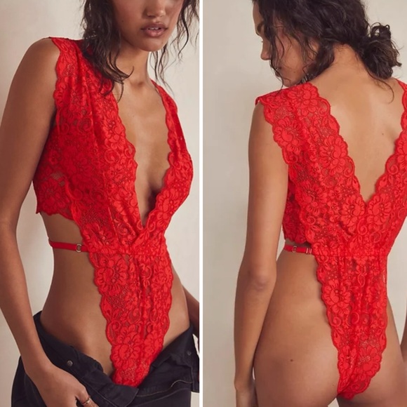 Free People HAH Cut To The Chase Lace Bodysuit Red Plunge Neckline Size XS NWT - Picture 1 of 10